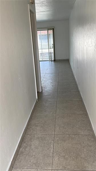 1st image of 2509 Lincoln St #206
