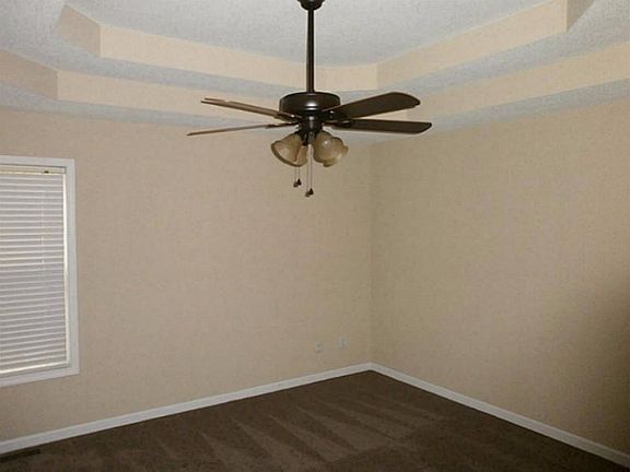 4th image of 510 Shady Lane Cir