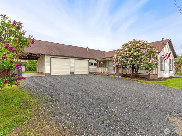 1851 NE Pacific Avenue NE, Keyport, WA 98345
