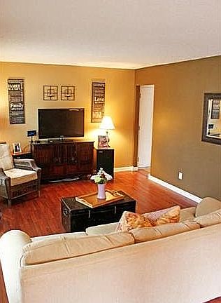 4th image of 2832 Owendale Ct