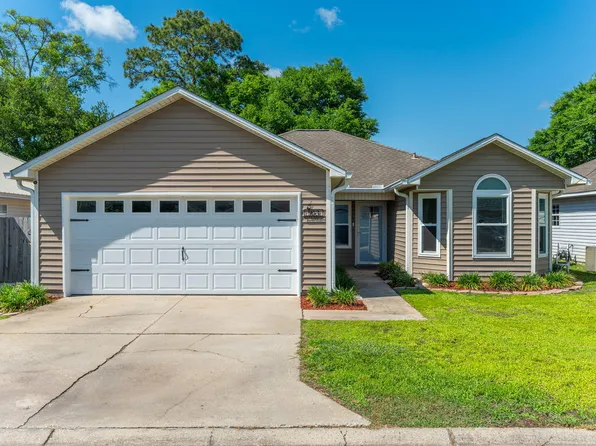953 Pacific Silver Ct, Fort Walton Beach, FL 32547