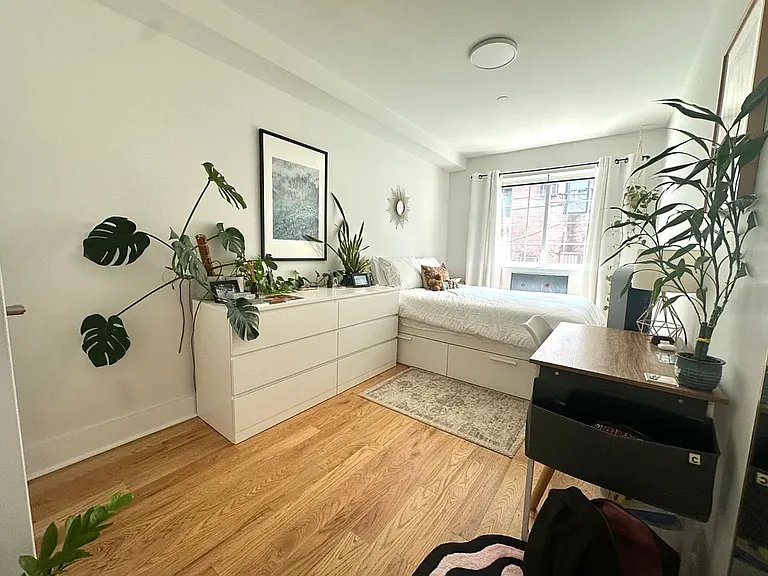 1042 Herkimer St #3A — Photo 6