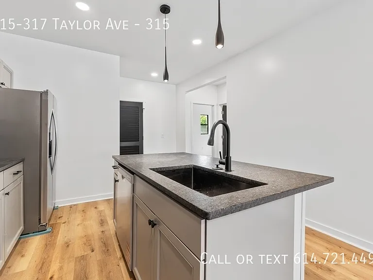 315-317 Taylor Ave #315 — Photo 17