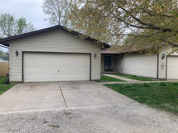 979 E Lincoln St #979, Riverton, IL 62561