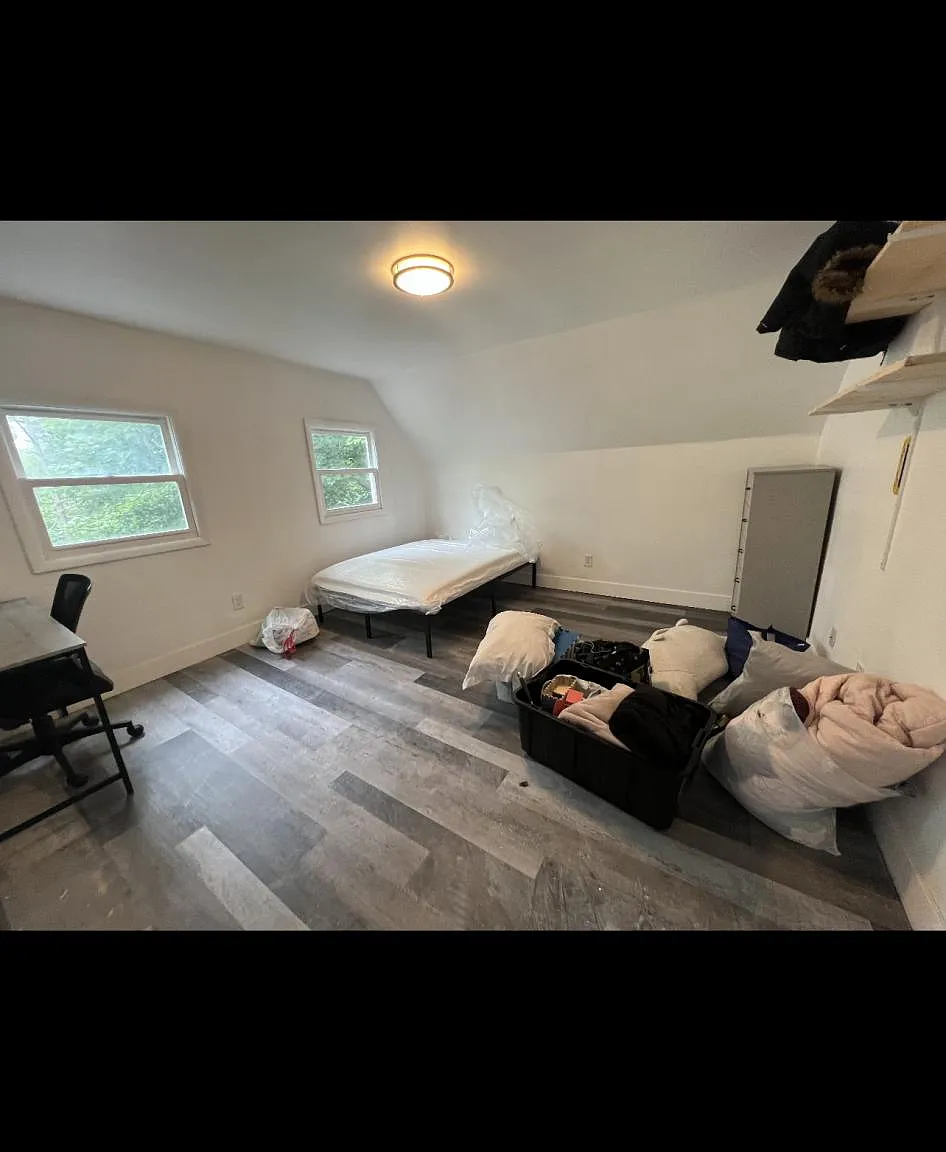 3 bed, 1500 sqft, $2,475 — Photo 4