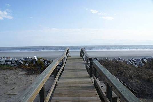 walkway to beach 200 ft away from house