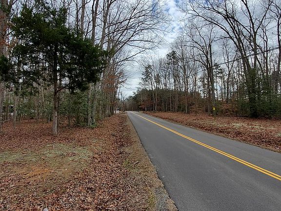 4th image of 6437 Hickory Ridge Rd