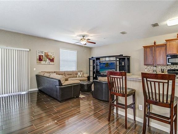 2nd image of 2316 Betsy Ross Ln