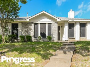 2334 McIntosh Ct, Lancaster, TX 75134