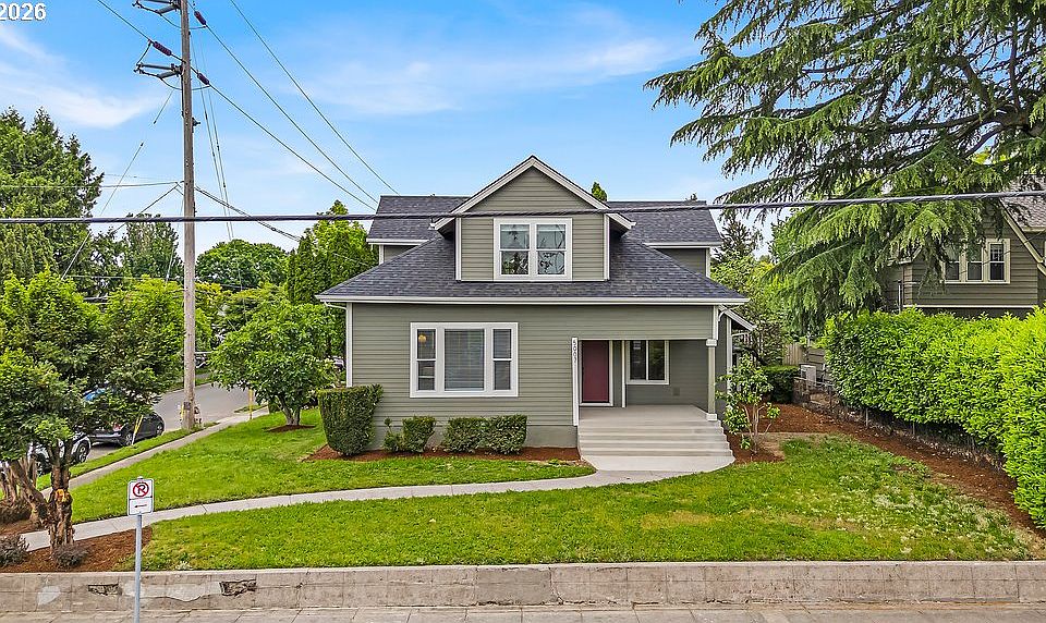 1st image of 5007 SE Stark St