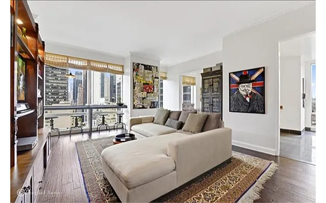 Rented by Douglas Elliman | media 19