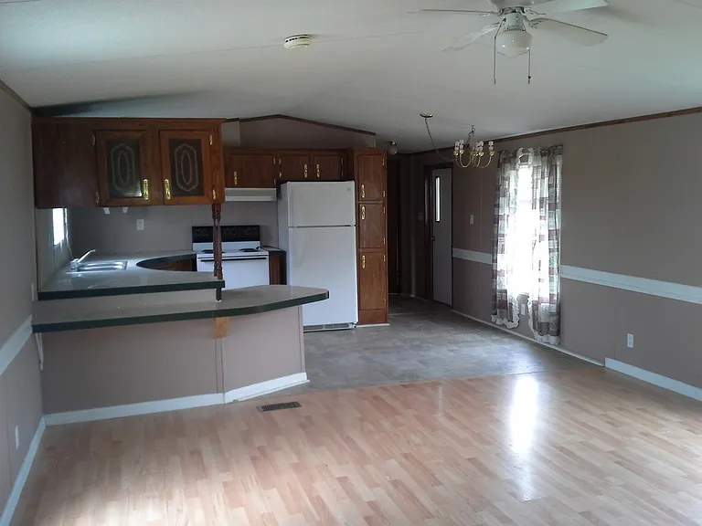 2614 Bailey Rd — Photo 2