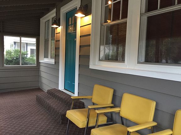 3rd image of 23424 Easterling Ave