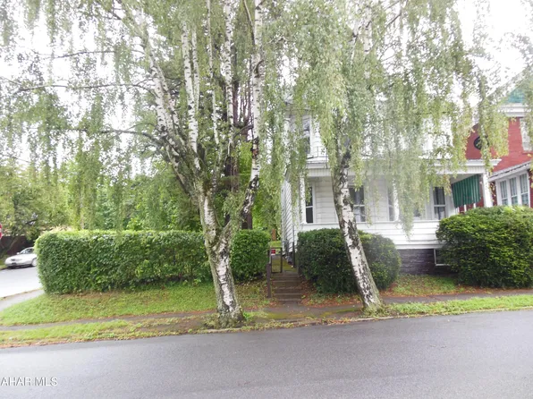 303 Bell Ave, Altoona, PA 16602