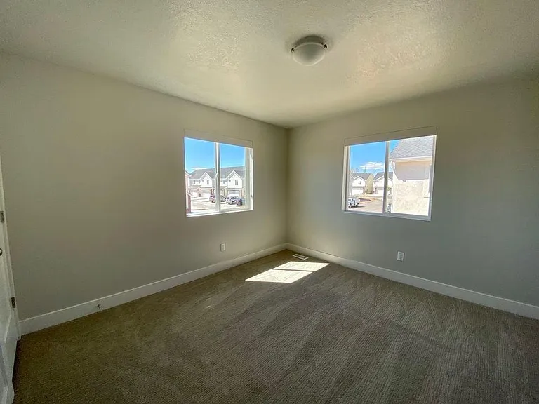 2664 S 2250 W #204 — Photo 12