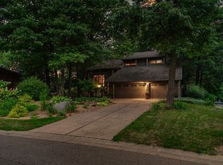 471 Suzanne Ave, Shoreview, MN 55126