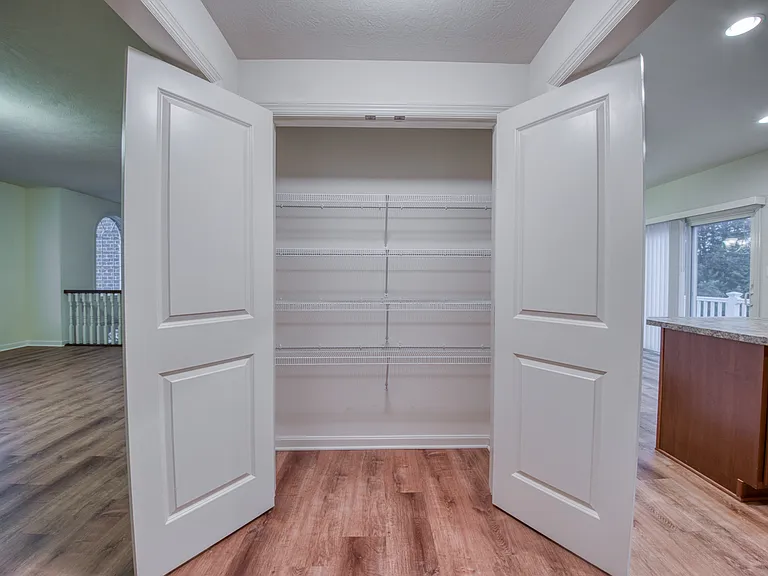 423 Marshall Heights Dr — Photo 13
