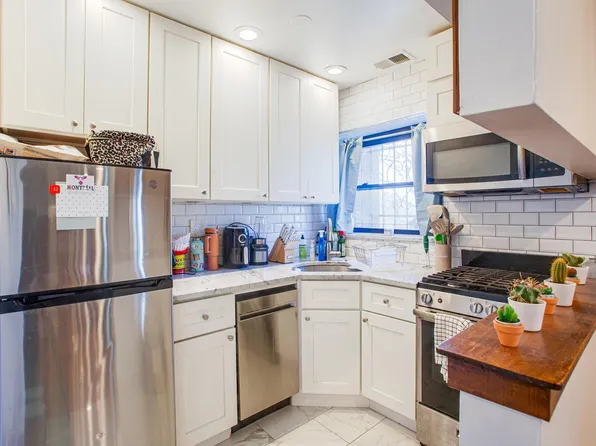 2215 Green St APT C2, Philadelphia, PA 19130