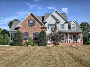 6 Linden Dr E, Carlisle, PA 17015