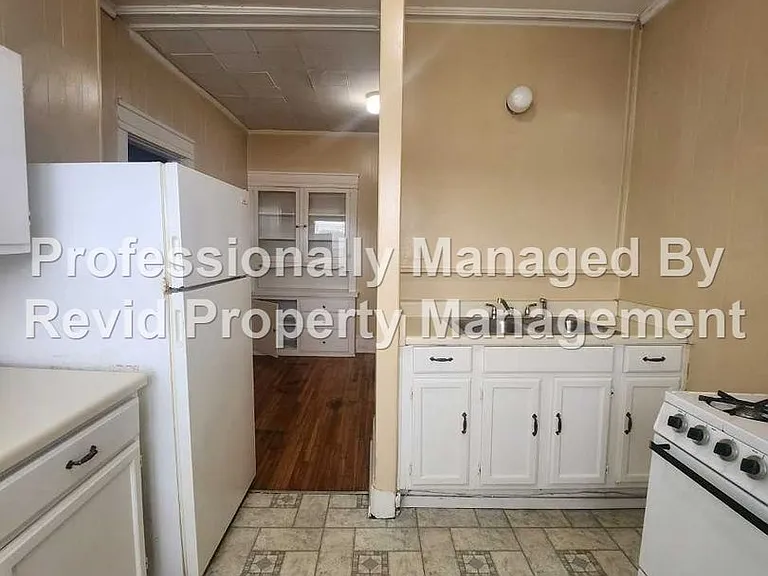 189 N Auburndale Pl #195-16 — Photo 36