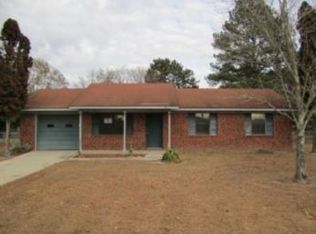 595 McCall Rd, Springfield, GA 31329