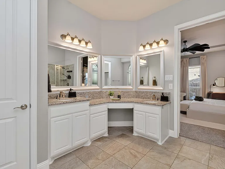 2626 Flat Bush Ave — Photo 24
