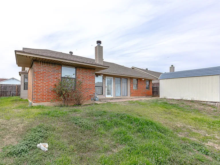 10304 Southridge Ter — Photo 15