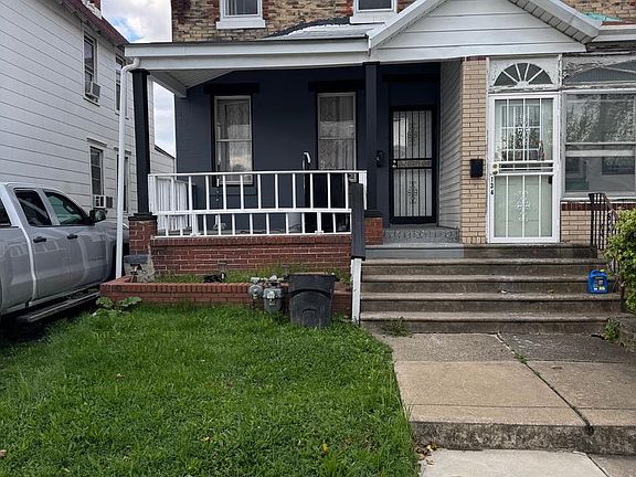 3rd image of 132 Walnut St
