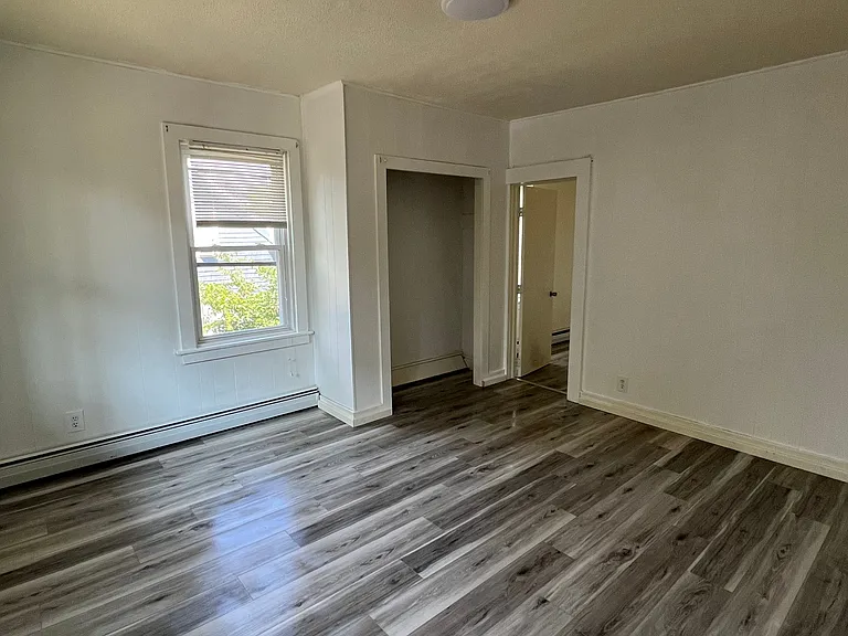 16-20 Lake St #2 — Photo 6