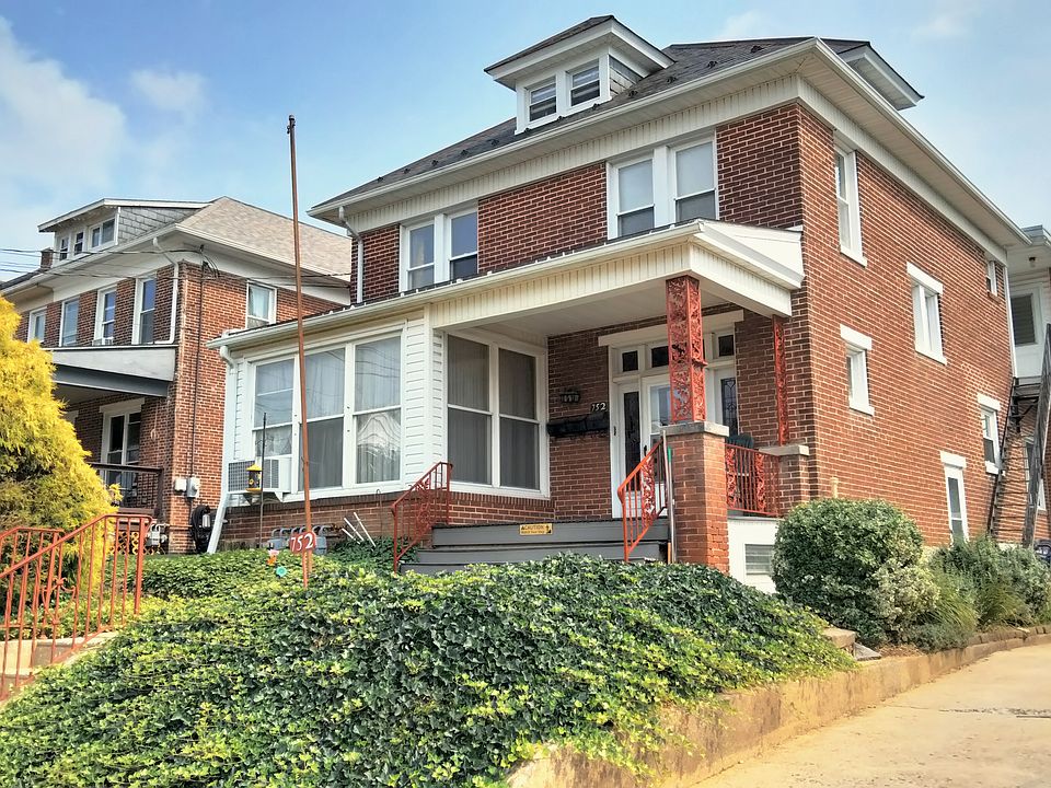 1st image of 752 W Broadway #2
