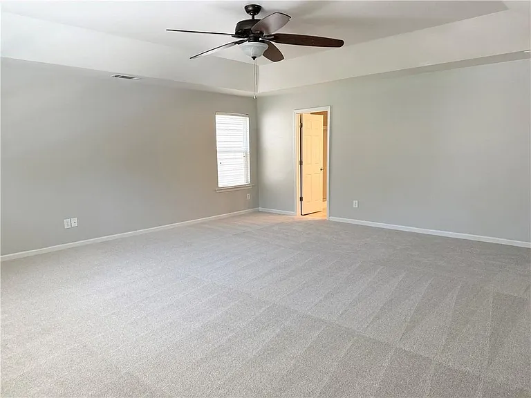 3051 Montauk Hill Dr — Photo 37