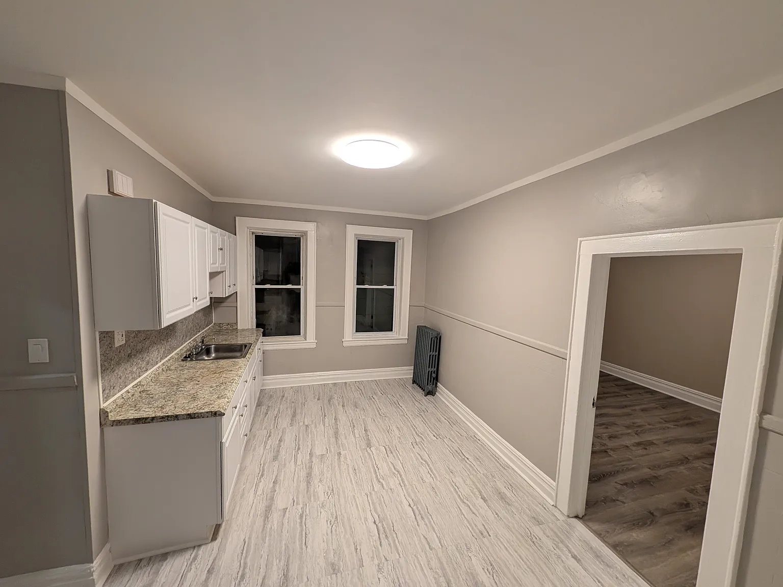 2 bed, 900 sqft, $1,975 — Photo 3