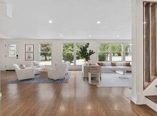 1 Frances Rd, Burlington, MA 01803
