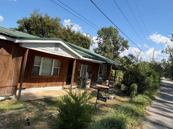 109 Locust St, Hickory Flat, MS 38633