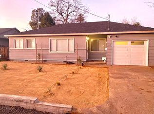 1117 2nd St, Redding, CA 96002