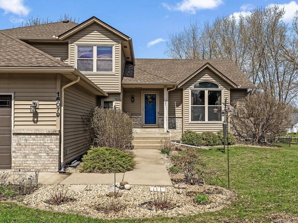 16079 Inglewood Dr, Lakeville, MN 55044
