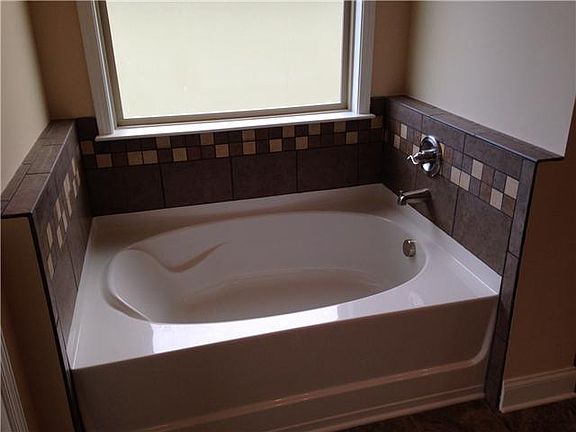 5th image of 3400 Oconner Ln