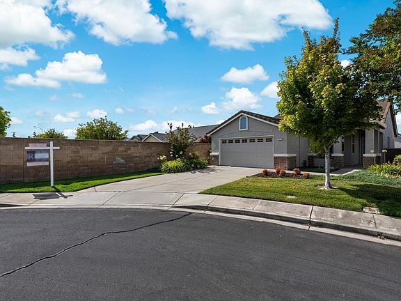 2nd image of 313 Pippin Court
