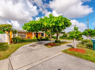 9255 SW 42nd St, Miami, FL 33165