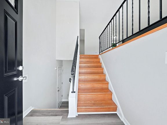 2nd image of 918 Rockmoss Ave