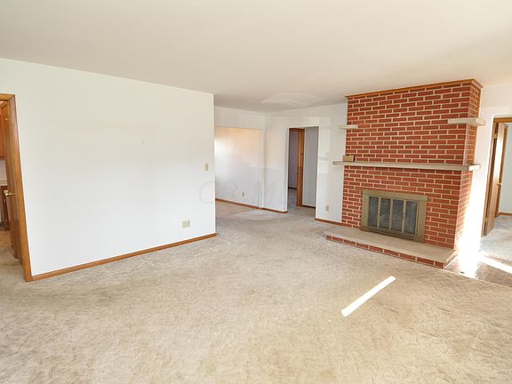 5th image of 3206 Angela Dr
