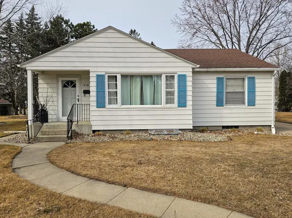 1318 Elm St, Alexandria, MN 56308