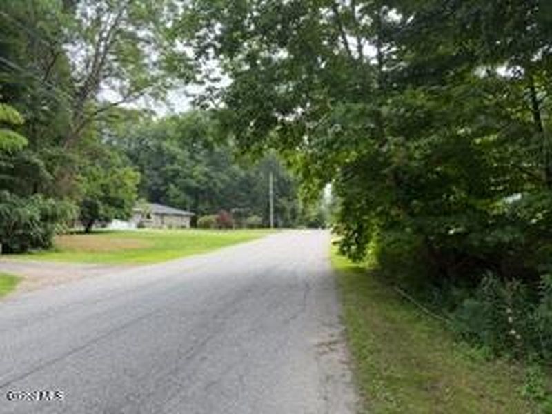 2nd image of 5 Frasier Road