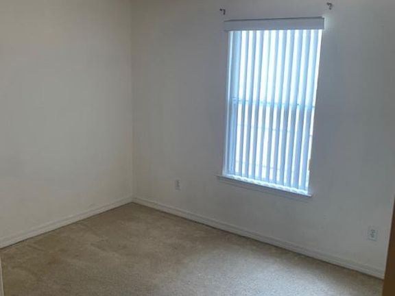 4th image of 5761 Charlene Dr