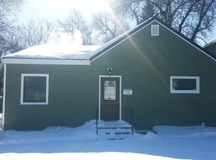 1015 11th Ave NW, Minot, ND 58703