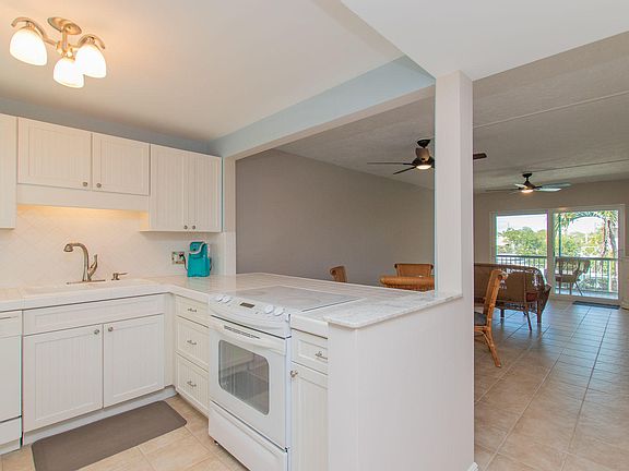 4th image of 9 Sombrero Blvd APT 211