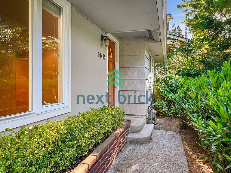 10435 SE 13th St — Photo 2