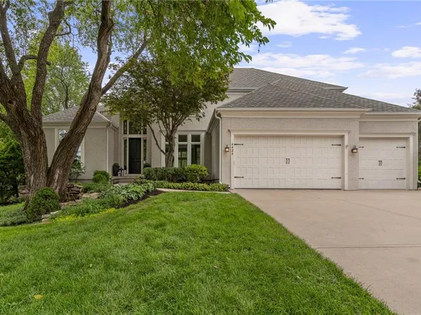 4424 W 150th St, Leawood, KS 66224