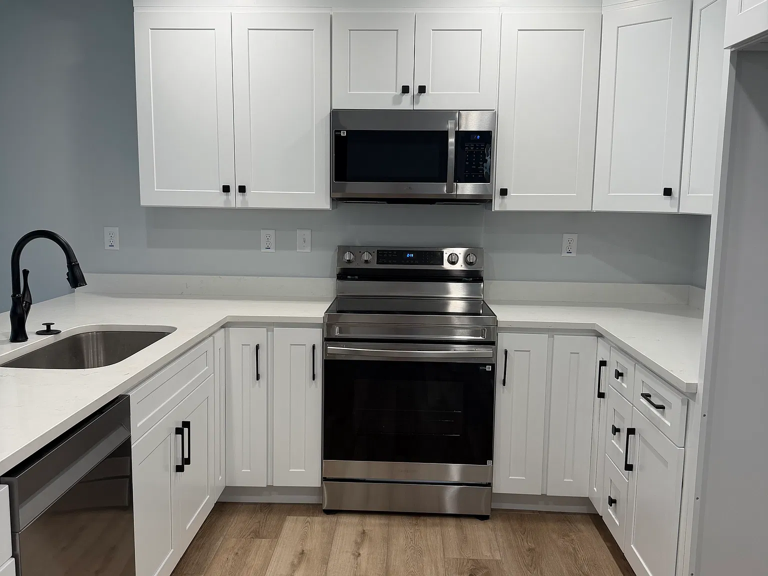 2 bed, 1207 sqft, $1,750 — Photo 2