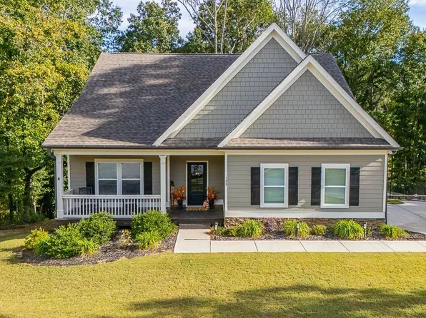 108 Albright Ct, Commerce, GA 30529